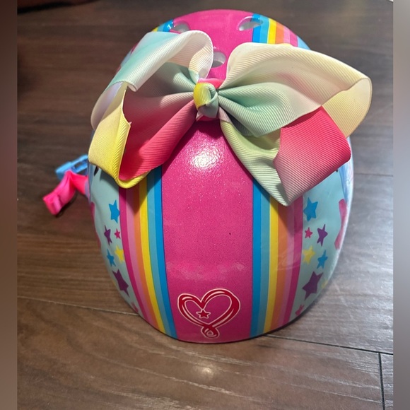 Jojo Siwa size 3-5 yrs helmet, elbow pads, knee pads, gloves pink girly sporty - Picture 6 of 7